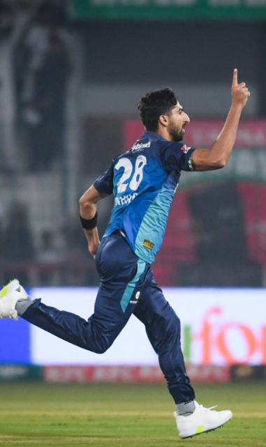 Shahnawaz Dahani celebrates after taking wicket